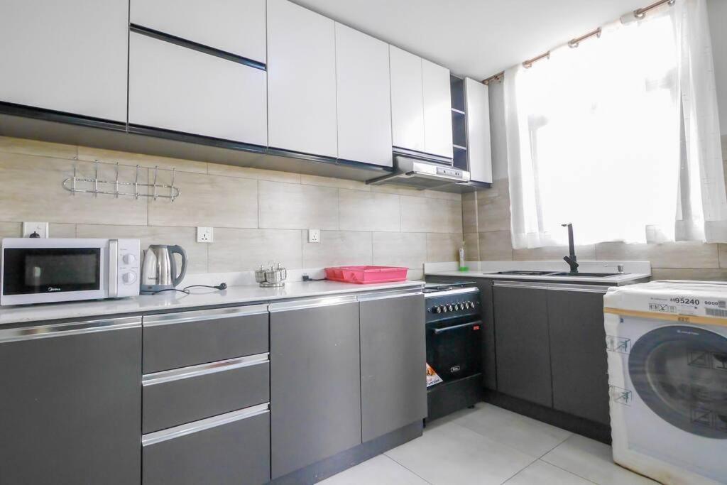 Ultra Modern Apartment In Nyarutarama كيغالي المظهر الخارجي الصورة